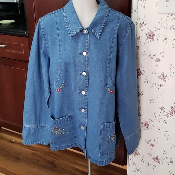 Denim&Co Tops - Women's Denim Button Down Shirt